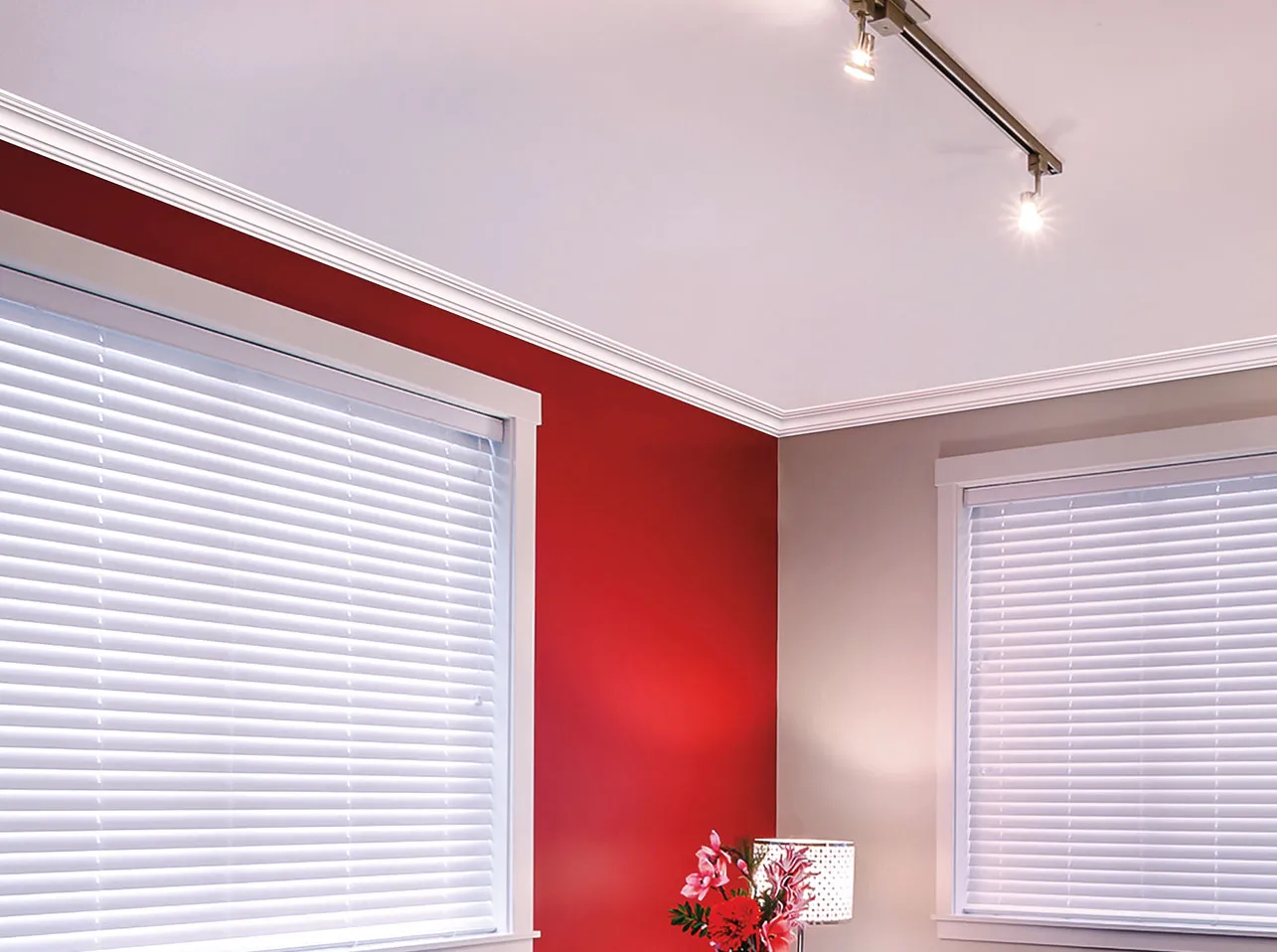 Cadre modèle UPSOLU UP22 pour plafond ou mur en polystyrène, appliqué avec de la colle, résistant à l'humidité